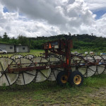ENLEIRADOR NEW HOLLAND H.5980 (OBS: CONTÉM 17 DISCOS, CONTÉM 04 PNEUS, +/- 7 METROS)