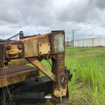 PLATAFORMA DE REBOQUE REGULAVEL, MODELO MIL STAK, ANO 2012 (SOBE E DESCE) (OBS: CONTÉM 2 PNEUS, +/- 9 METROS, LANTERNA OK)