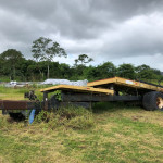 PLATAFORMA DE REBOQUE REGULAVEL, MODELO MIL STAK (SOBE E DESCE) (OBS: CONTÉM 2 PNEUS, +/- 9 METROS, LANTERNA OK)