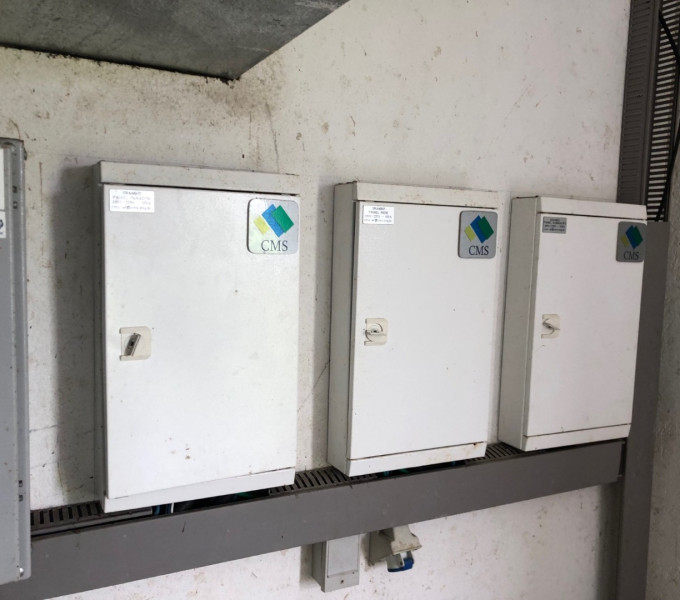 01 GERADOR DIESEL HEIMER , 15KVA (OBS: CONTÉM BATERIA MOURA, 01 QUADRO HEIMER, 03 PAINES GMS, SEM CABO ELÉTRICO)