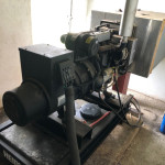 01 GERADOR DIESEL HEIMER , 15KVA (OBS: CONTÉM BATERIA MOURA, 01 QUADRO HEIMER, 03 PAINES GMS, SEM CABO ELÉTRICO)