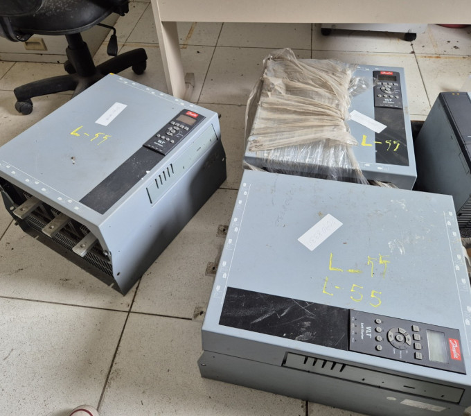 03 SOFT STARTER MCD50215BT5G2X00CV2-175G553 /  MCD50619CT5G4X00CV2-175G554