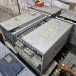 02 INVERSOR DE FREQUENCIA DANFOSS PIN 131F7151