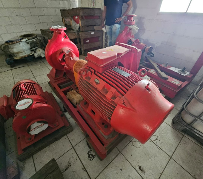 CONJUNTO MOTOR-BOMBA  WEG/IMBIL 100CV/ 156M³ C/ BASE